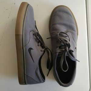 NIKE SB SNEAKERS